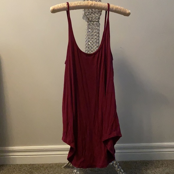 Maroon Tank - Picture 3 of 3